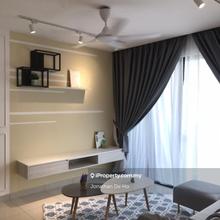 Nicely Reno & Deco Fully Furnish Below Market Value! Dont miss it!