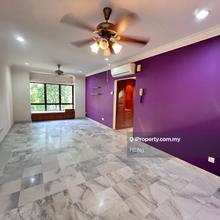 Corner, Non bumi, Strata, 2 carparks, renovated, Lush garden view