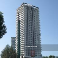 Skyhome Fully Renovated Seaview Three Car Park at Tanjung Bungah
