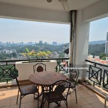 Fully Furnished Corner Unit With Well Maintained. Ready To Move In.