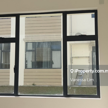 Modern high-rise unit at Laman Harmoni, Country Garden Sentral JB.