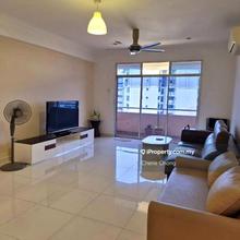 Damaipuri Condominium Well maintained Spacious Unit 