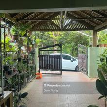 2 Storey Freehold Terrace facing open