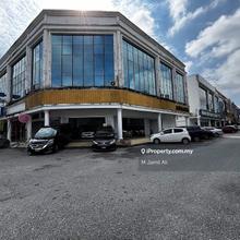 Lot kedai 3 tingkat corner lot Bukit Pasir, Batu Pahat