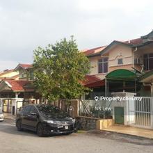 Terrace house for Sale