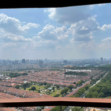 Unobstructed view! Bright & breezy! Good condition