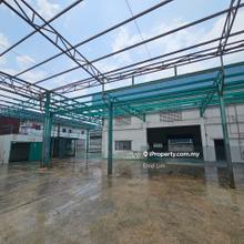 Factory at Taman Perindustrian Kinrara (Near to Main Road)