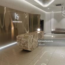 Walking distance to sunway university and monarch University. 
