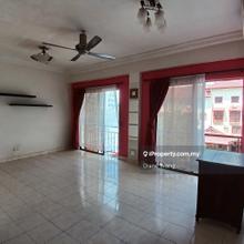 Villa Laman Tasik 2 storey Townhouse for sale