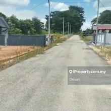Nice Bungalow Lot Sale At Salak Tinggi with Infra