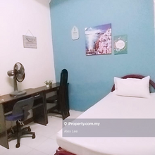 Medium Room Bandar Sunway - Lagoon view resort condo Bandar Sunway