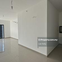 Below Market Price Bare Unit 3 Bedrooms 2 Bathrooms With Balcony, PJ