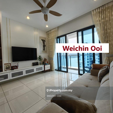 Queens Residences 1200sf Sea and Pool View Unit For Sale