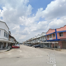 Puchong 1.5 Storey Link Factory for Sale