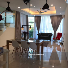 Good conditionin / Clean / renovated