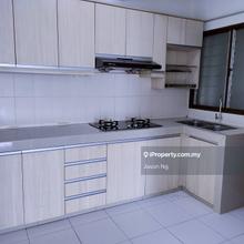 Middle Floor Corner Partly Furnished, Bumi Lot, 2 Car Park