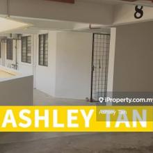 Freehold Blk 33 Taman Pekaka Sungai Dua Unfurnish Next to Lift Windy