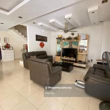 Semi D Renovated & partially furnished