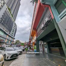 Ground floor Shop Sri Petaling to Rent