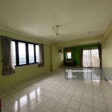 Condominium for Sale corner unit can see sunrise unblock beside lrt 21