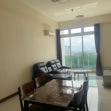 Paragon Residence 2 plus 1 Bedrooms 2 Baths Corner lot w/ Balcony