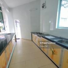 3 Storey Terrace Corner Jelutong Spacious Suitable Office Big Family