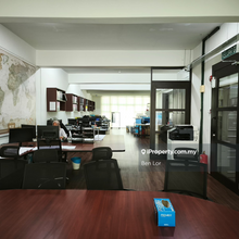 10 Boulevard, Kayu Ara, Petaling Jaya