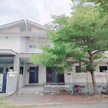 Terrace house for Sale