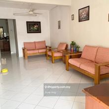 Sri Gombak Taman Industri Bolton Batu Caves