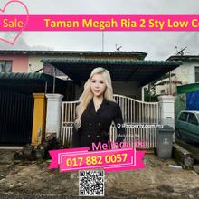 Masai Taman Megah Ria Renovated 2 Storey Low Cost Terrace Endlot 2bed