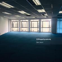 Corner lot office for sale in setia walk