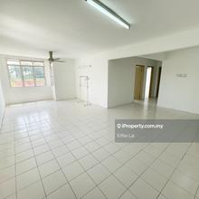 Corner & Lift & Big house, Near Xiamen Sepang Klia Cyberjaya Putrajaya