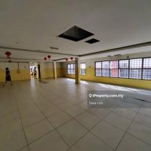 3 Storey End Lot Shop @ Psk Seri Kembangan, Serdang