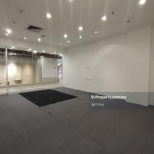 1st floor shoplot 118 island plaza 516sf rare nice