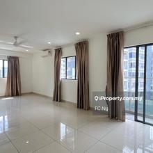 Maisson ara dmsr large unit for rent: 4 room, 2 bathroom, 2 carpark.