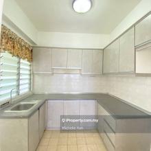 Partial furnished,non bumi,vacant now,3r2b,intermediate,1cp,leasehold