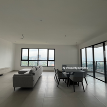 Ready to Move-In High Floor (Above Level 30) Corner Lot unit