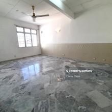 Goodyear Court 9 for Sale, Top Floor
