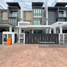 Luxury 3-Storey Superlink Terrace  Anggun Kirana, Setia Alam