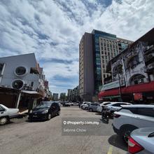 Hot area Subang freehold three storey shop for sale