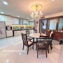 Meadows 3 Storey House Gated Guarded Good location & Condition