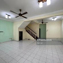 2 Sty Bandar Puteri 10 Puchong Gated Guarded for Rent :