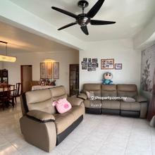 Twin towers condo for rent