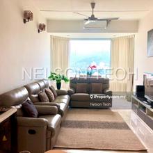 Seaview, townhouse, split up level, furnished, renovated