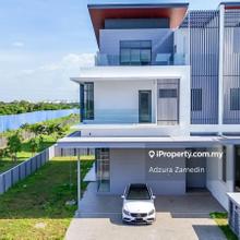 Corner Lot 3 Storey Semi D Broadleaf Residences, Kota Kemuning