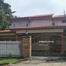 Corner lot house for sell at Taman Khidmat