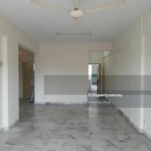 Well maintain unit with great neighbour hood