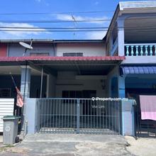 Kluang Taman Bertuah Satu (Batu 2) Double Storey Low Cost House