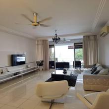 Unit for rent in Putra marine