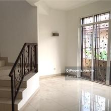 Semi detached corner freehold fully furnished for sale 